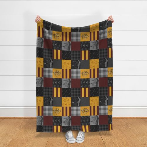 HOME_GOOD_THROW_BLANKET