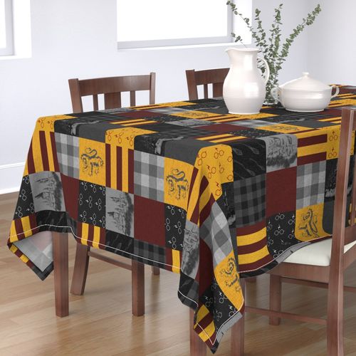 HOME_GOOD_RECTANGULAR_TABLE_CLOTH