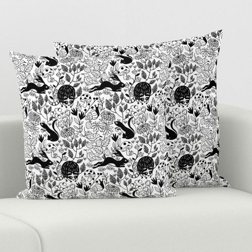 HOME_GOOD_SQUARE_THROW_PILLOW