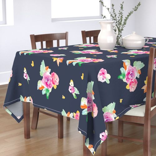 HOME_GOOD_RECTANGULAR_TABLE_CLOTH