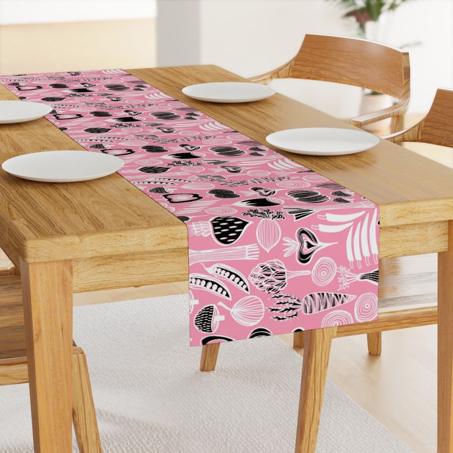 HOME_GOOD_TABLE_RUNNER