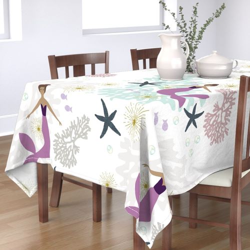 HOME_GOOD_RECTANGULAR_TABLE_CLOTH