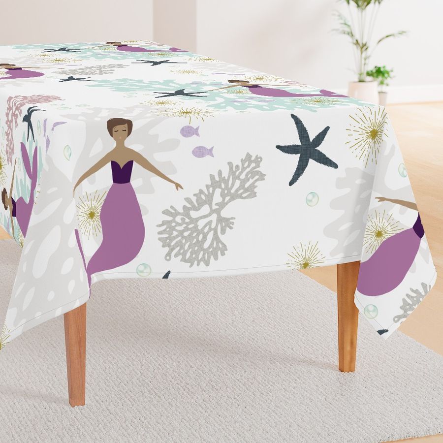 HOME_GOOD_RECTANGULAR_TABLE_CLOTH