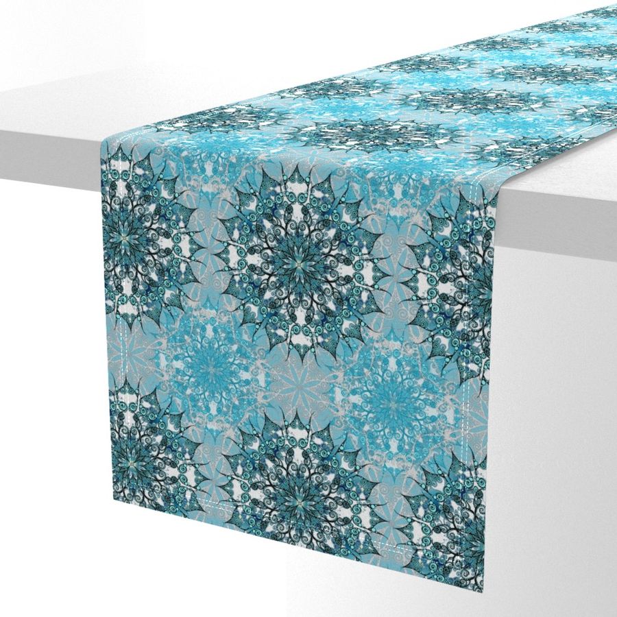 HOME_GOOD_TABLE_RUNNER