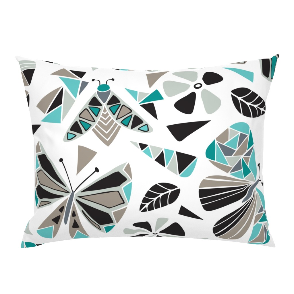 Fractal Flutter - Black & Aqua Jumbo Scale