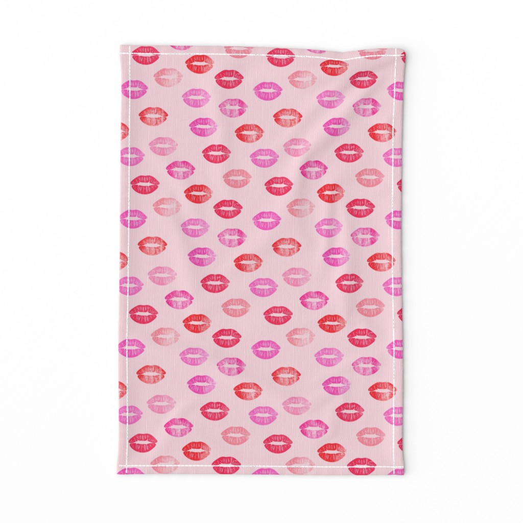 smooches - kisses - multi pink on pink