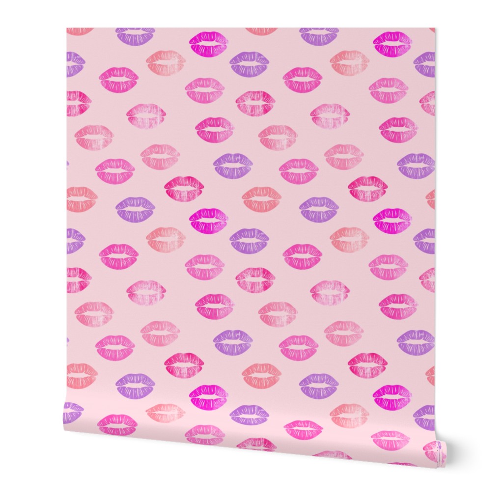  smooches - kisses - multi  on pink