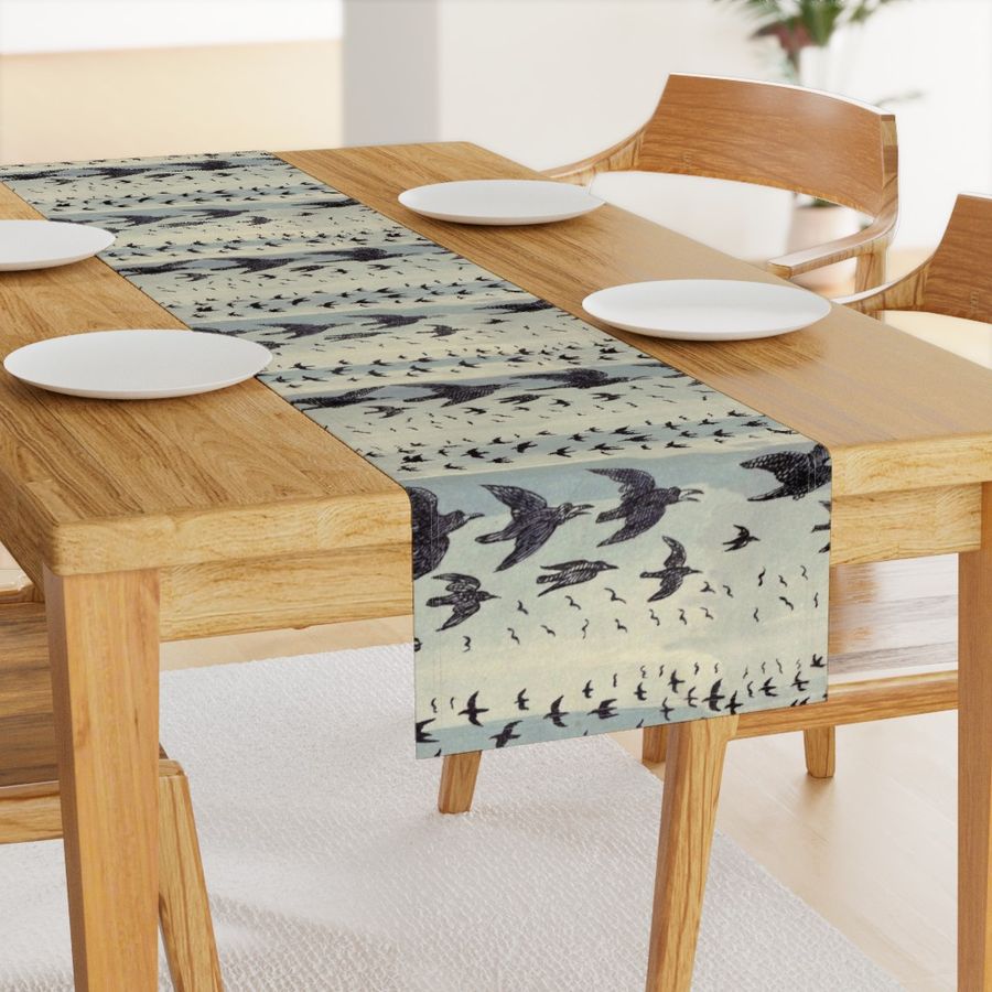 HOME_GOOD_TABLE_RUNNER