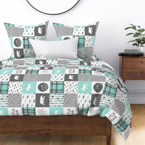 Little man - Fearfully and Wonderfully Made - Patchwork woodland quilt top  (light teal) (90)