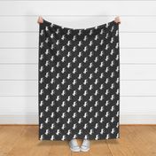 moose on dark grey linen (dark grey) (90)