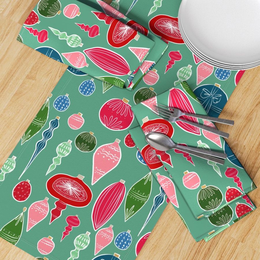 HOME_GOOD_TABLE_RUNNER