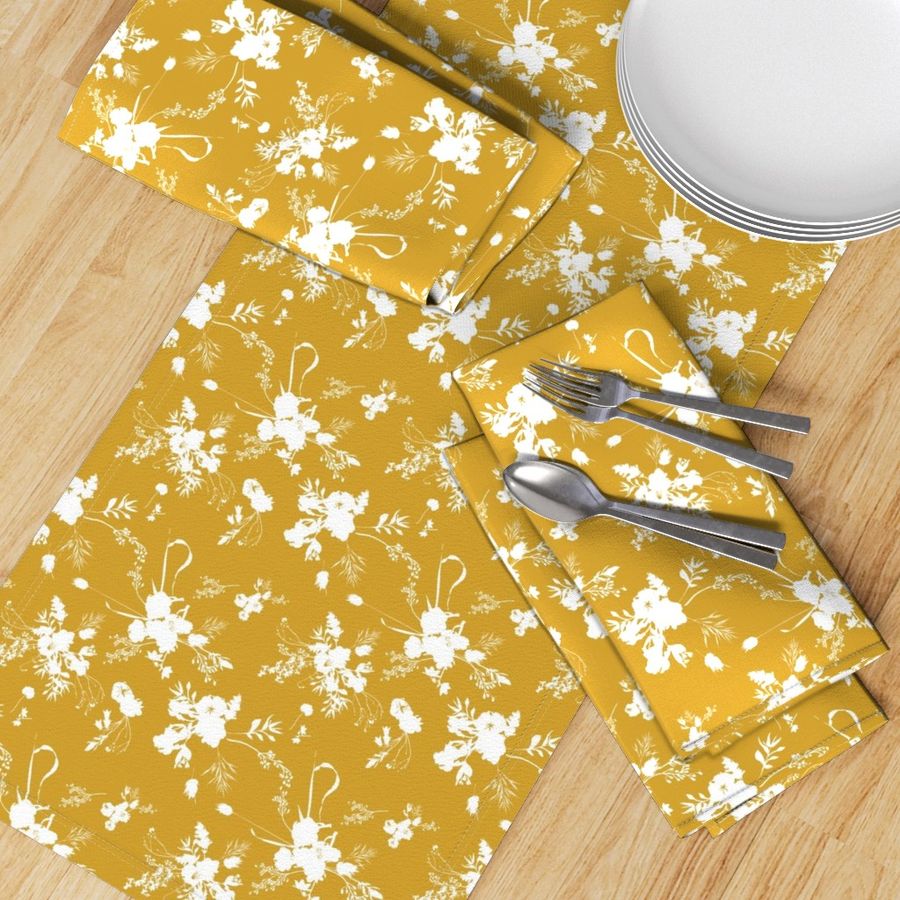 HOME_GOOD_TABLE_RUNNER