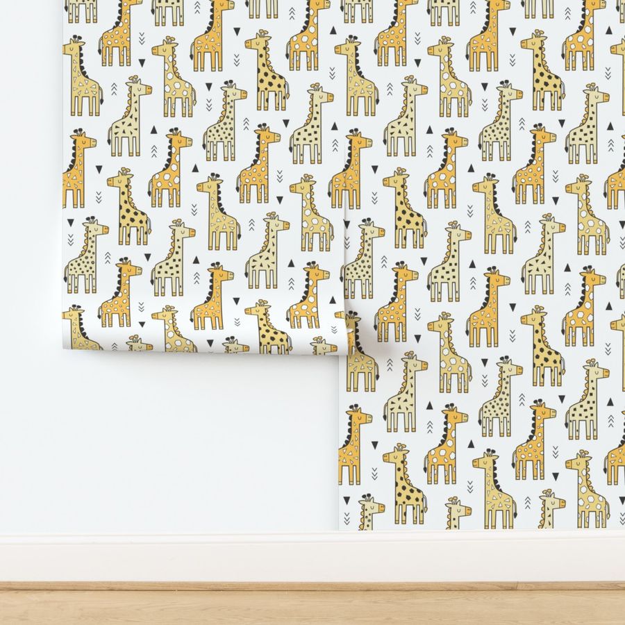 Giraffe Geometric and Triangles in Black&White Yellow