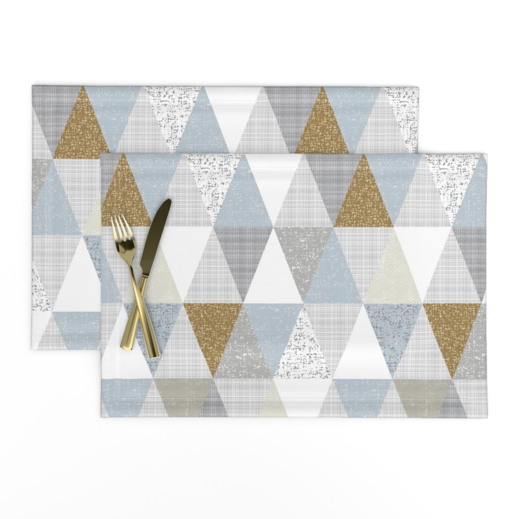 hygge triangles