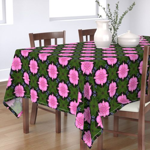 HOME_GOOD_RECTANGULAR_TABLE_CLOTH