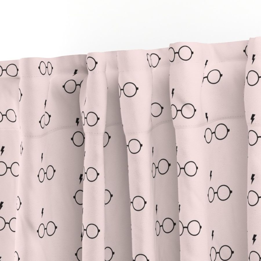 HOME_GOOD_CURTAIN_PANEL