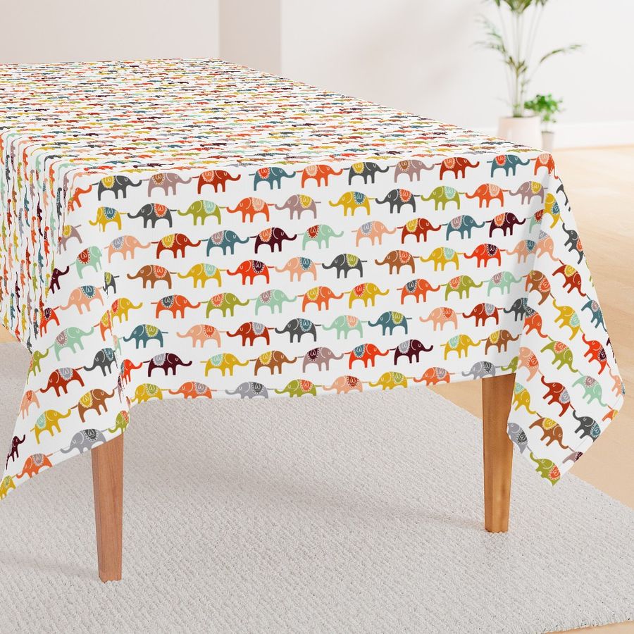 HOME_GOOD_RECTANGULAR_TABLE_CLOTH