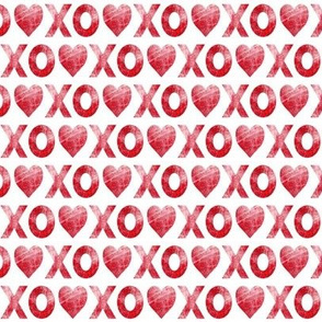 (small scale) XO♥ red // distressed