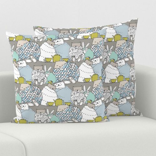 HOME_GOOD_SQUARE_THROW_PILLOW