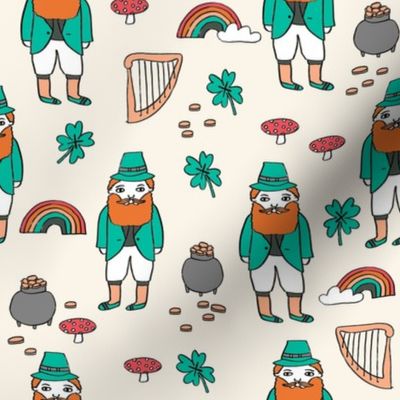 leprechaun // st. patrick's day good luck irish four leafed clover rainbows beige