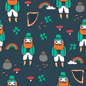 Of Sea Lions, Shamrocks, St. Patrick, Snakes and Spring  St patricks day  wallpaper, Saint patricks day art, Shamrock pictures