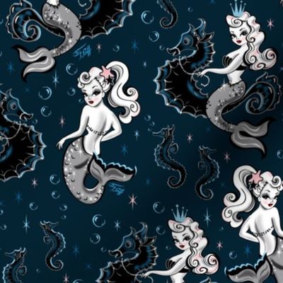 Pearla the Mermaid -MEDIUM