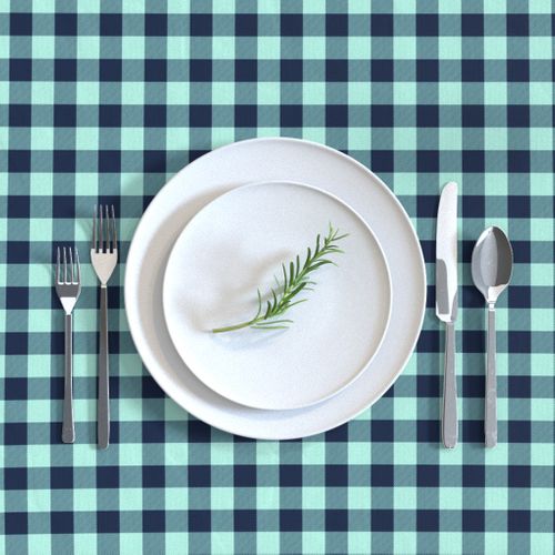 HOME_GOOD_RECTANGULAR_TABLE_CLOTH