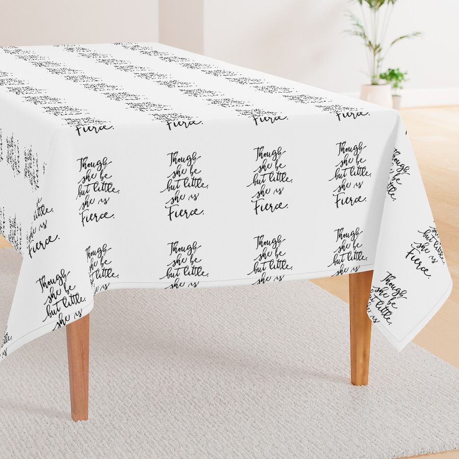 HOME_GOOD_RECTANGULAR_TABLE_CLOTH