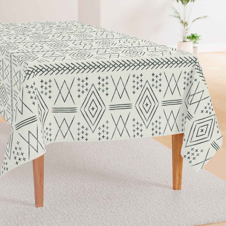 HOME_GOOD_RECTANGULAR_TABLE_CLOTH