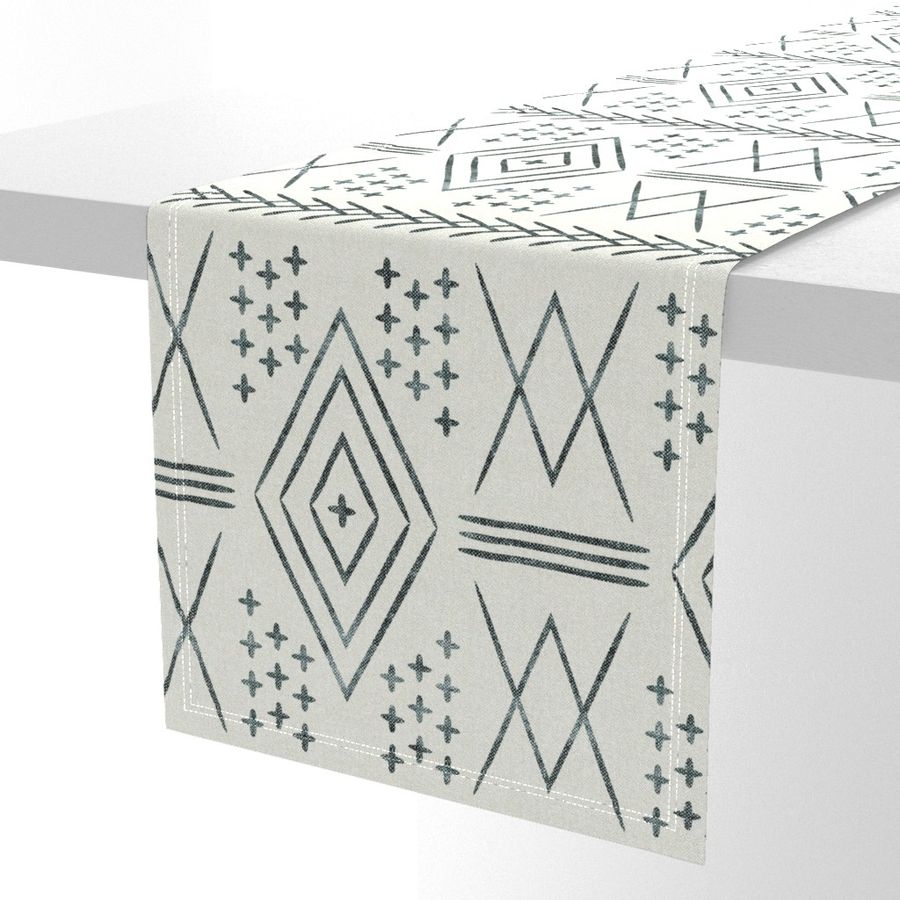 HOME_GOOD_TABLE_RUNNER