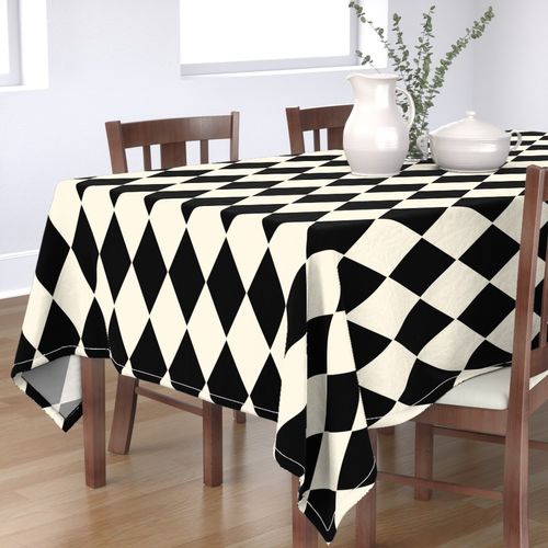 HOME_GOOD_RECTANGULAR_TABLE_CLOTH