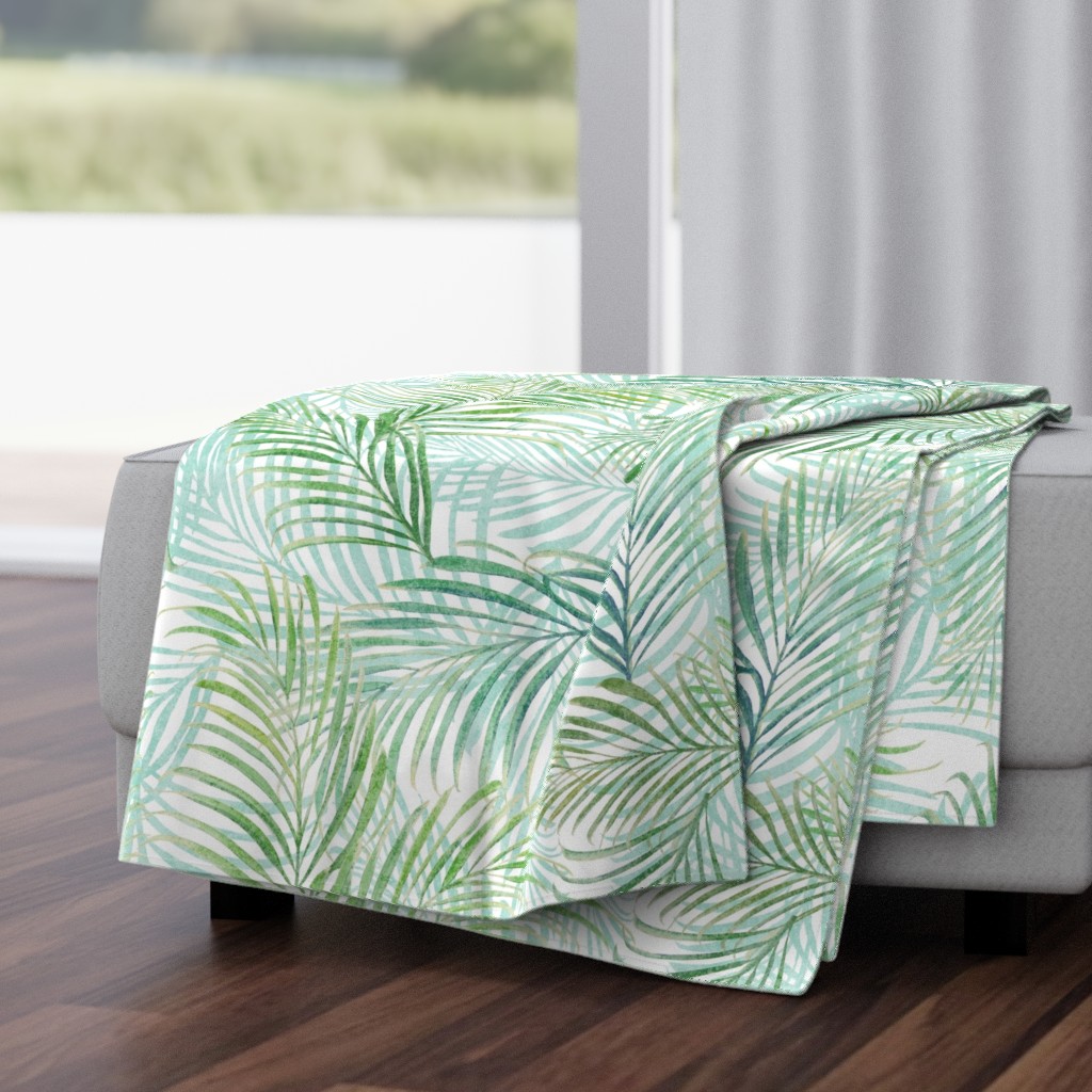 Breezy Palms Soft Green on White 150L