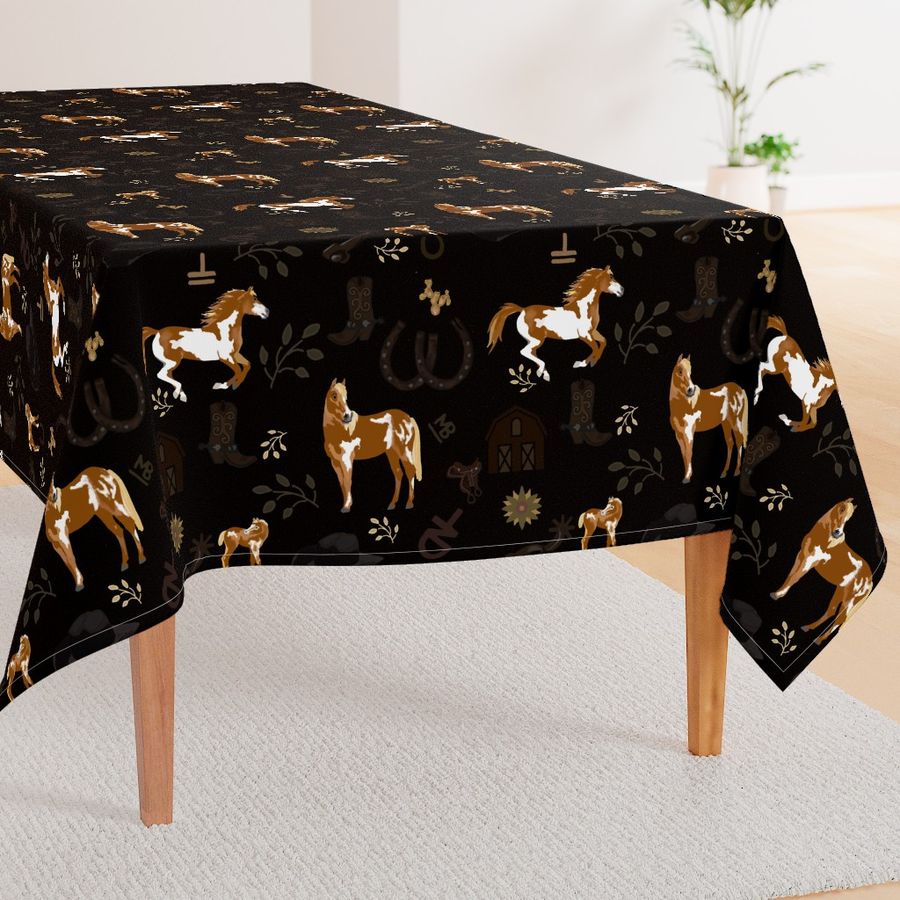 HOME_GOOD_RECTANGULAR_TABLE_CLOTH