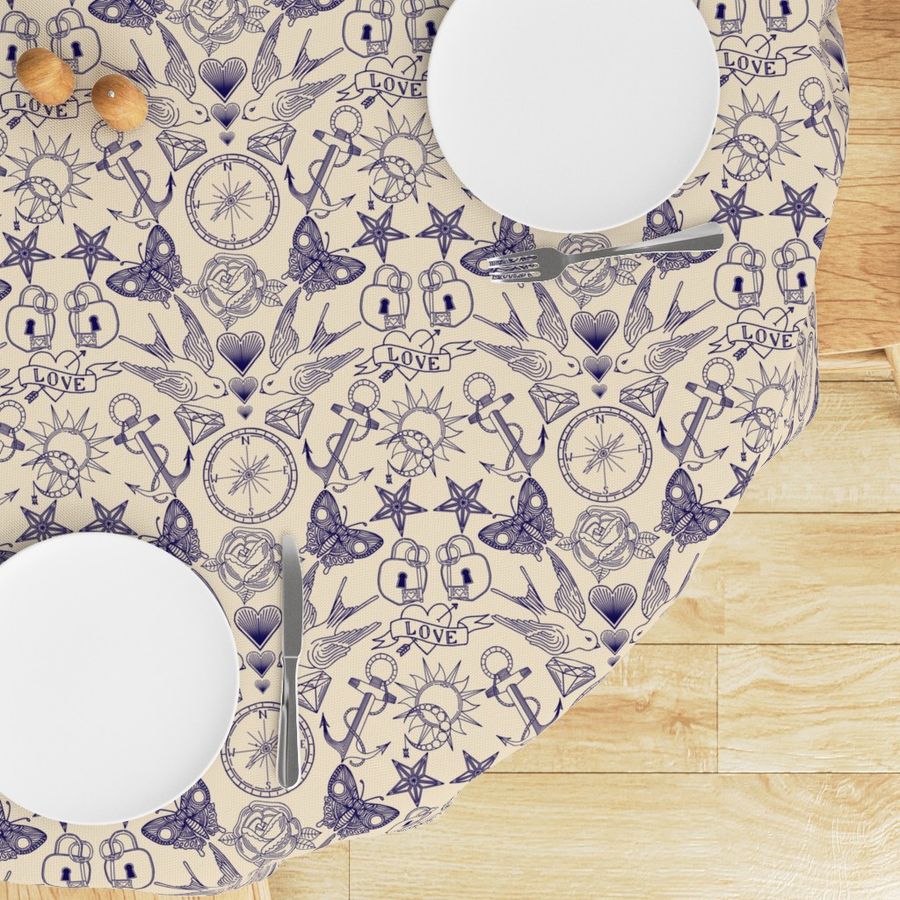 HOME_GOOD_ROUND_TABLE_CLOTH