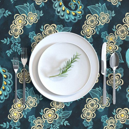 HOME_GOOD_RECTANGULAR_TABLE_CLOTH