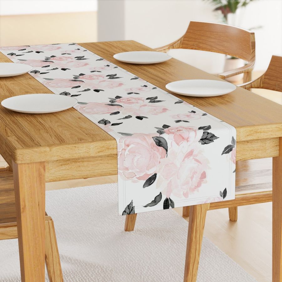 HOME_GOOD_TABLE_RUNNER