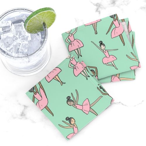 HOME_GOOD_COCKTAIL_NAPKIN