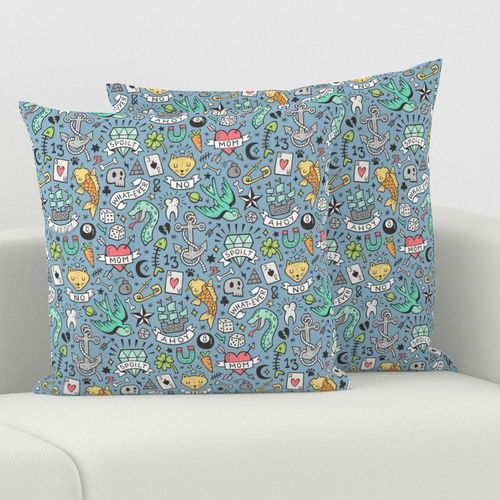 HOME_GOOD_SQUARE_THROW_PILLOW