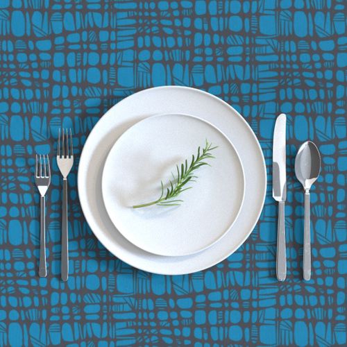 HOME_GOOD_RECTANGULAR_TABLE_CLOTH