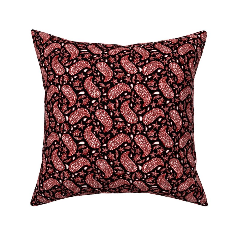 HOME_GOOD_SQUARE_THROW_PILLOW