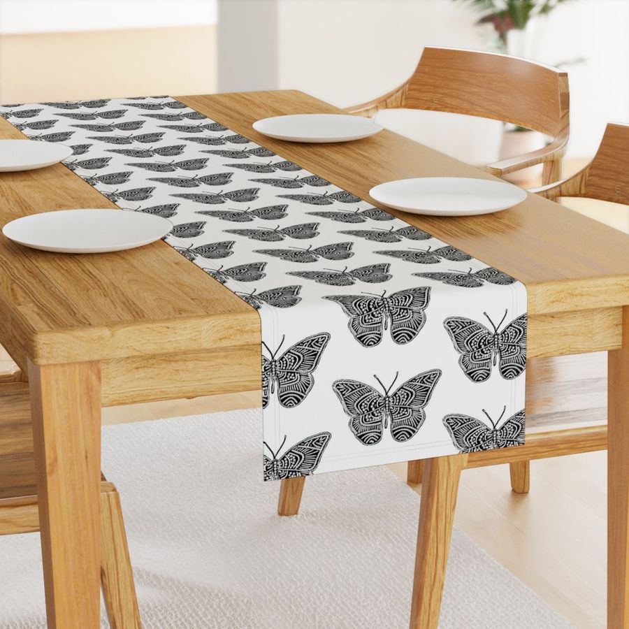 HOME_GOOD_TABLE_RUNNER