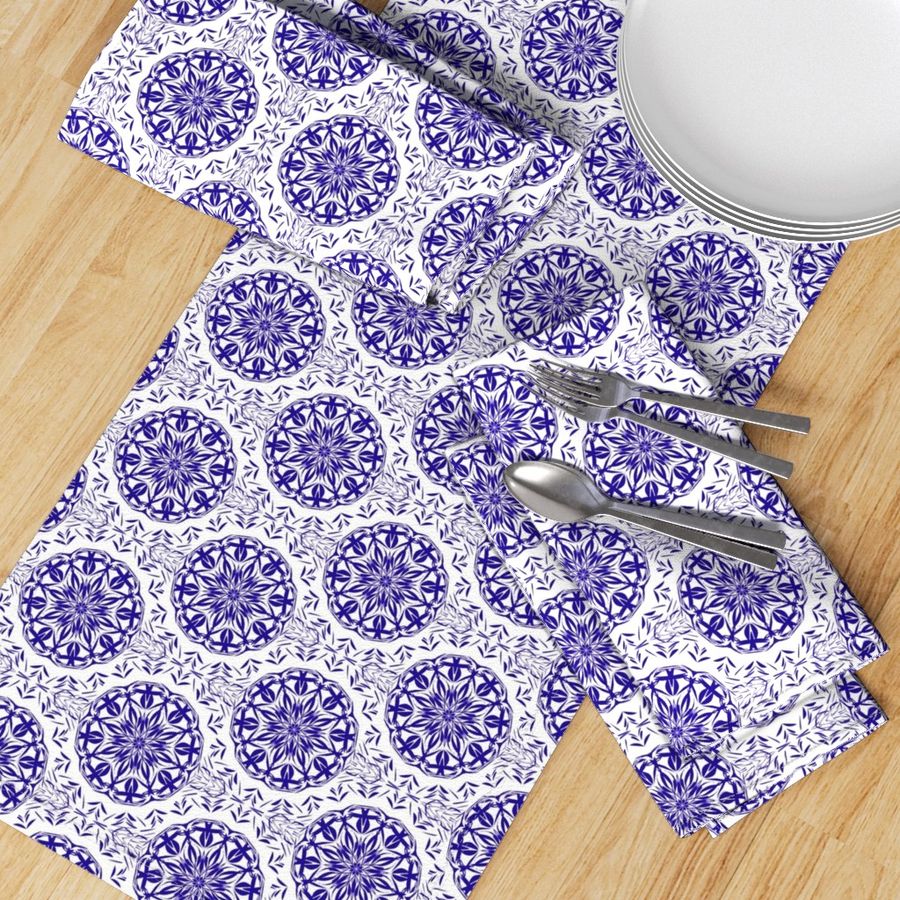 HOME_GOOD_TABLE_RUNNER