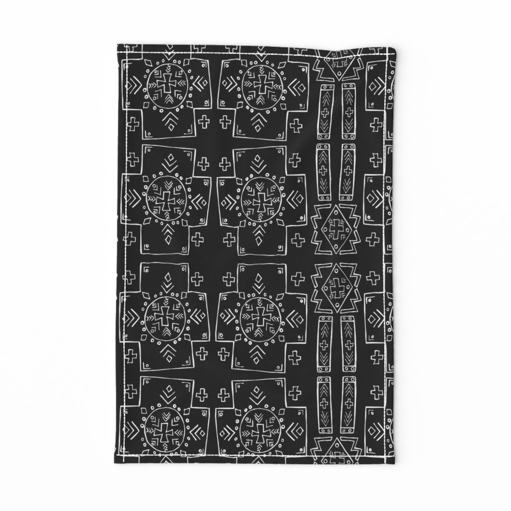 Mali Cross Mudcloth in Black, Medium