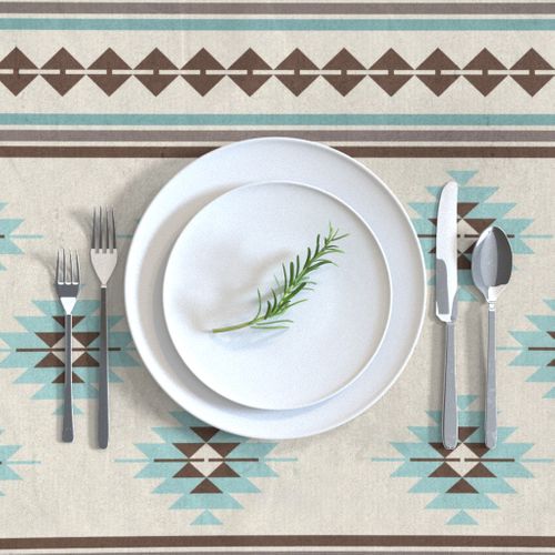 HOME_GOOD_RECTANGULAR_TABLE_CLOTH