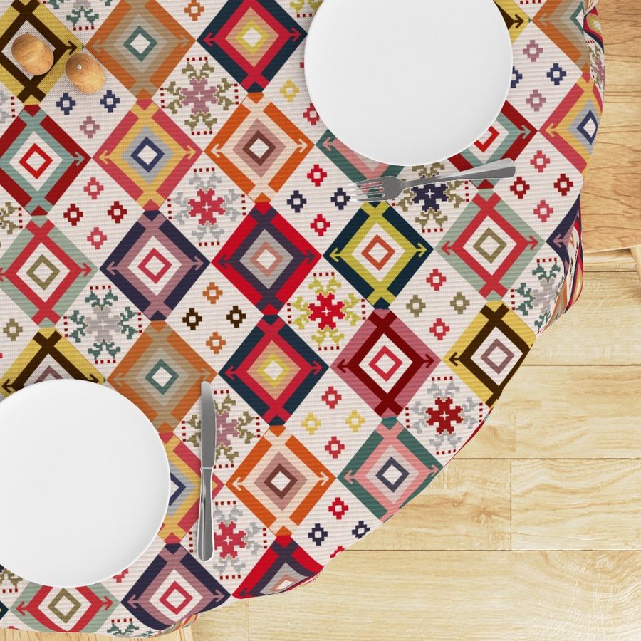 HOME_GOOD_ROUND_TABLE_CLOTH