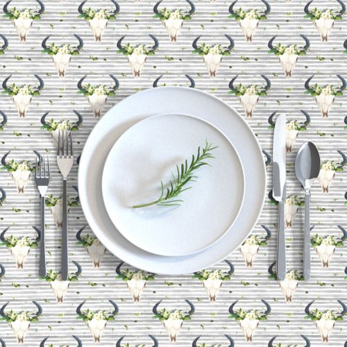 HOME_GOOD_RECTANGULAR_TABLE_CLOTH