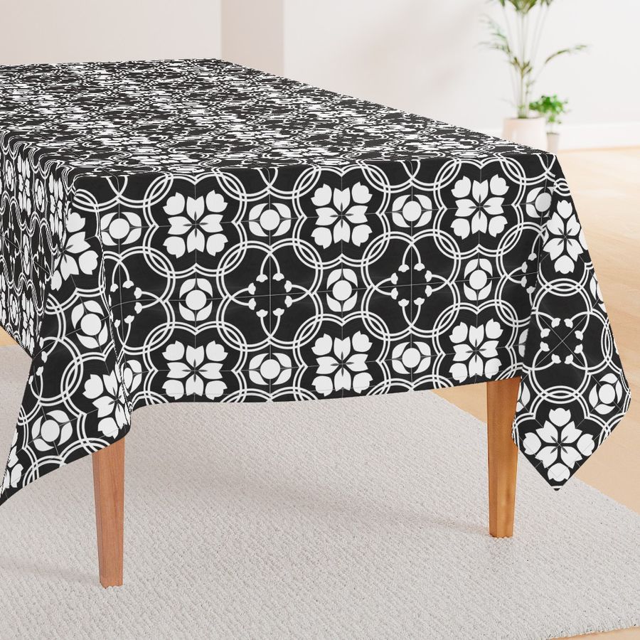 HOME_GOOD_RECTANGULAR_TABLE_CLOTH