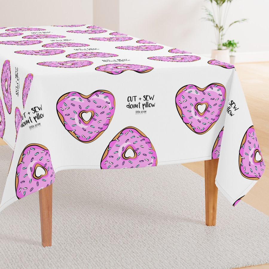 HOME_GOOD_RECTANGULAR_TABLE_CLOTH