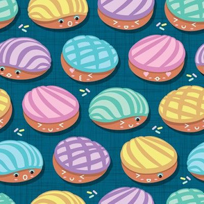 Small scale // Kawaii Mexican conchas // turquoise background