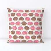 Small scale // Kawaii Mexican conchas // white background pink & brown shells